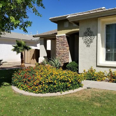 Phoenix Home Near Freeways And Airport Exteriör bild